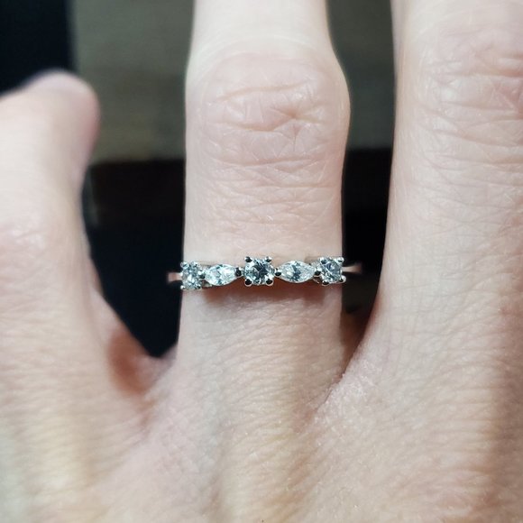 Size 7 925 Sterling Silver Round And Marquise Cubic Zirconia Ring - Picture 1 of 7